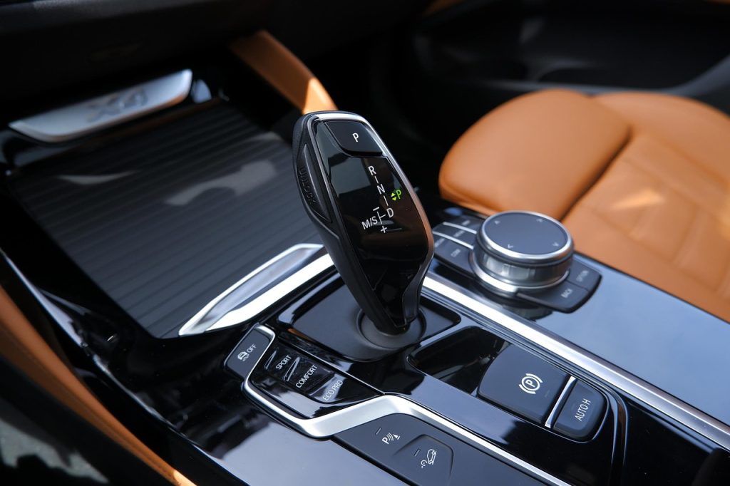 bmw, car, car interior, luxury, car wallpapers, luxury car, auto, suv, hatchback, shifter, gear shifter, manual, manual transmission, manual car, new car, vehicle, new